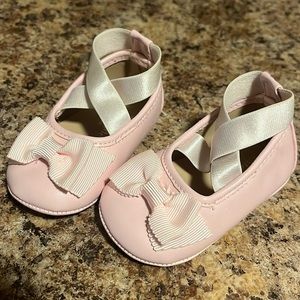 Kate spade baby shoes